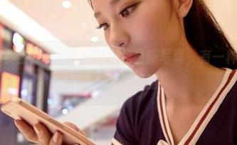 AISS爱丝(黄金版) - 欣杨的街角最新写真，有一种说不出的随意感，超级舒服！
