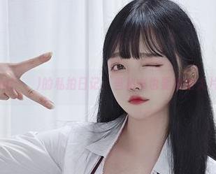 Aram(아람)的私拍日记：当秘书也要拍出大片感！