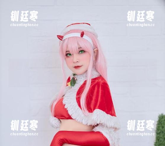 原图来袭，Azami的黑皮比基尼，我真的得靠喝水保持清醒！