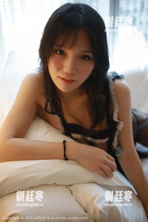 MFStar模范学院-苏西-susie MFStar模范学院 - 苏西-susie和她的礼服。图库里的优雅,下载需要谨慎,别心碎哦!