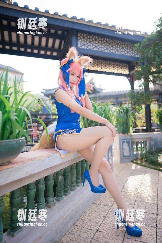 少女Money冷冷与下载快乐：图包就是要这样撩你！