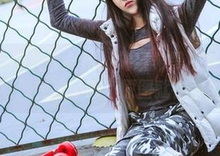 TouTiao头条女神 - 刘瑾希黑白系列：别被颜色迷了眼！原图就在那里