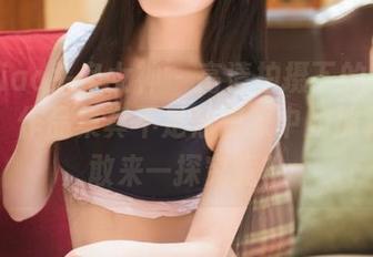 TouTiao头条女神 - 高清拍摄下的杨曼妮眼镜，作品集真不是你想象中的那样……敢来一探究竟？