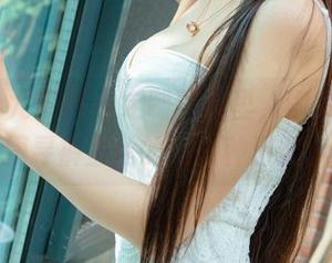 UGirls尤果网 - 定制图集里，李颜儿带你探寻裤里丝的另一种温柔。