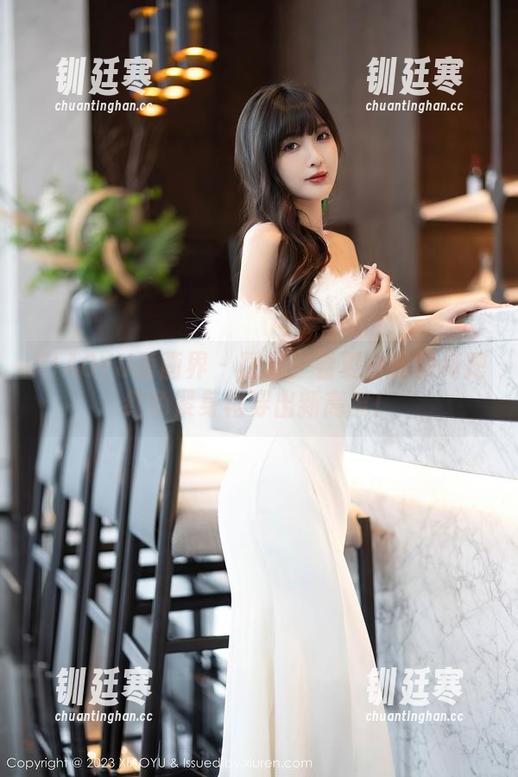 XIAOYU语画界-夏小雅 XIAOYU语画界 - 图集:看夏小雅如何把红色紧身裙穿出新高度!