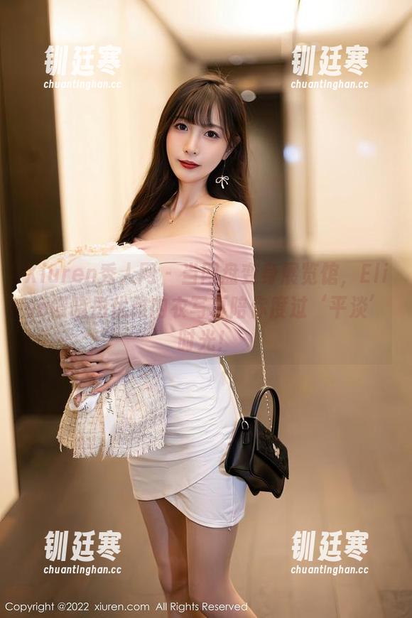 Xiuren秀人网-Elise谭晓彤 Xiuren秀人网 - 当网盘变身展览馆,Elise谭晓彤优雅内衣写真陪你度过‘平淡’时光!
