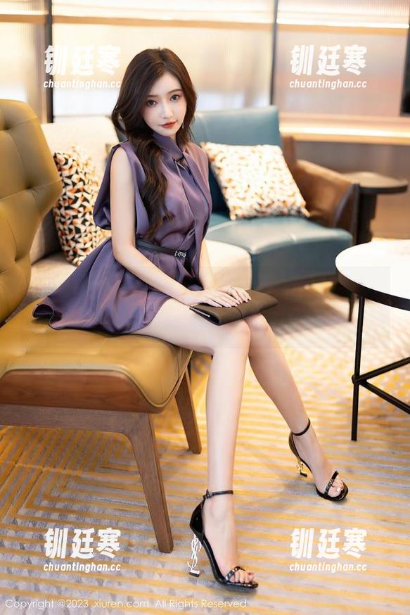 Xiuren秀人网-Mila嘟嘟 Xiuren秀人网 - Mila嘟嘟的穿搭合集,套装也能穿出新高度,推不掉好吗?