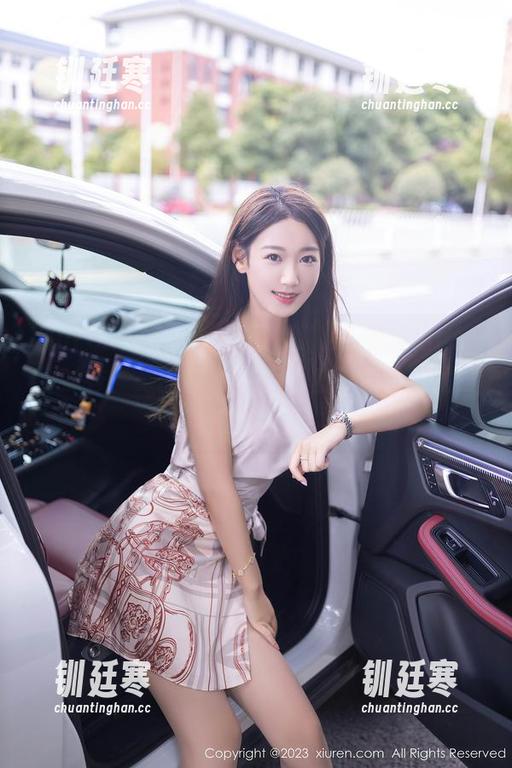Xiuren秀人网-周jojobaby Xiuren秀人网 - 原图追踪:周jojobaby的妹妹,她的每个表情都值得深思,尤其是这张图片。