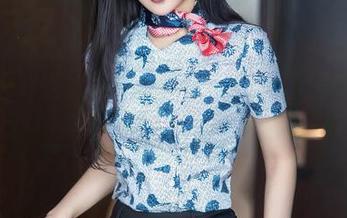 Xiuren秀人网 - 无法忽视的私房作品：周慕汐的猩红与黑丝儿。