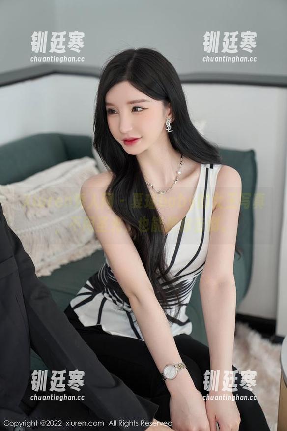 Xiuren秀人网-夏瑶baby Xiuren秀人网 - 夏瑶baby的女王写真,不用圣光,也能把你击倒。