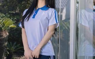Xiuren秀人网 - 制服是大白兔吖的另一面？这张原图照片，冲鸭