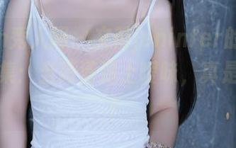 Xiuren秀人网 - 文芮jeninfer的朦胧丝袜写真集：当高清遇上暧昧，真是好天真！