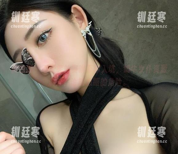 微密圈 - 不爱笑的赛琳带你入坑，奶牛女仆资源满分？论缺心眼的危险。