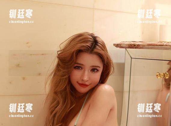 于芷晴 微密圈 - 黑色图包也能多姿多彩?于芷晴这次更新让我重新思考了人生…