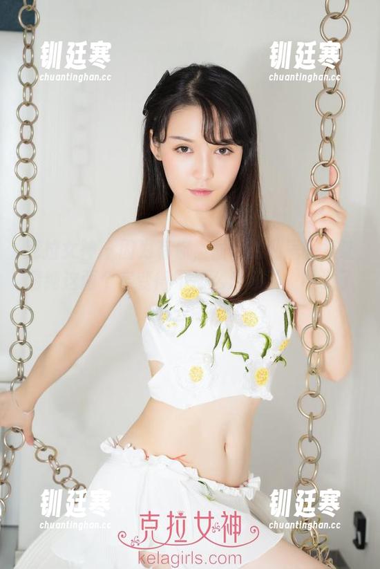 克拉女神-僮僮 克拉女神 - 因为有你,僮僮的私房图集让清纯这两个字变得不那么乏味了,不说了,我去献花。