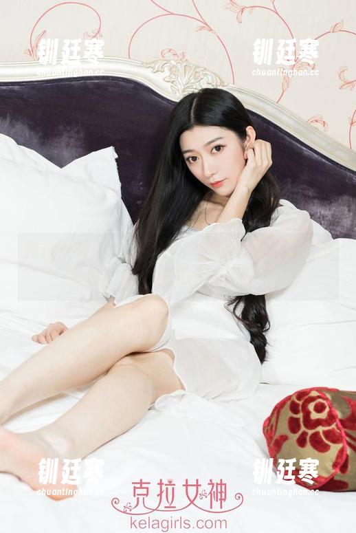 克拉女神-颖儿 克拉女神 - 大小不拘,放纵不羁,网盘里写满了颖儿的写真悠长岁月!
