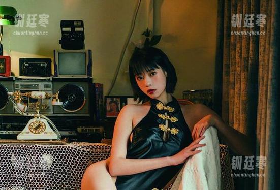 奈汐酱Nice 奈汐酱Nice的朋克魅影,免费套图像极了我内心的那个摇滚梦。