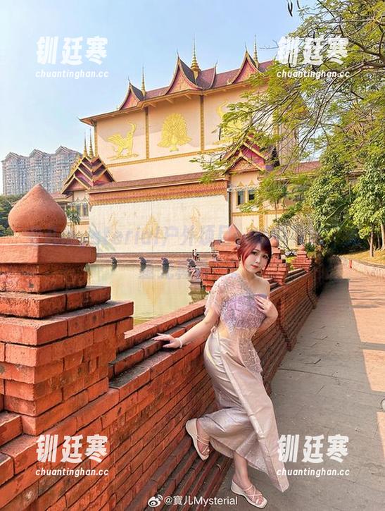 宝儿mysterial 宝儿mysterial户外项目,心中默念“无圣光真香”。