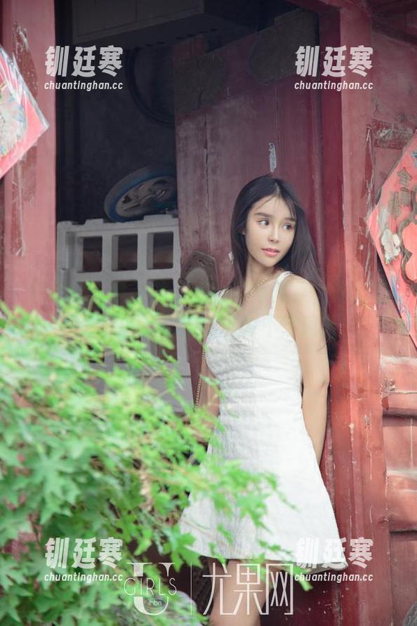 尤果网-李焱 尤果网 - 李焱的高清美腿写真集,腿部福利,保证让你欣赏得舍不得离开!
