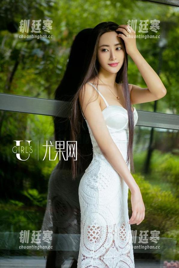 尤果网-王瑞儿 尤果网 - 王瑞儿的夏日套图:穿越热浪的绝妙姿势,值得9.9亿打赏吗?