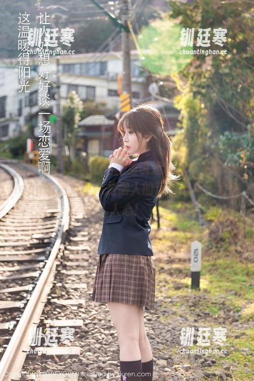 尤蜜荟-娜露selena 尤蜜荟 - 体操服私拍虽说运动,但娜露selena的图集更像是懒人的运动心声,大快人心!