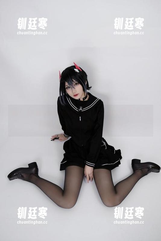 幼爱youmeko 看!幼爱youmeko与夏洛特的修女奇遇,福利不多,珍惜一个就好!
