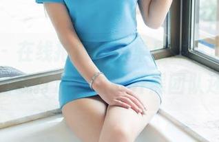 推女郎 - 在线抢镜，图集里的林清儿双人组合，比我打游戏时的开黑团队还默契！