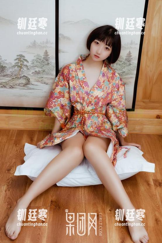 果团网-陈雅漫 果团网 - 陈雅漫:定制比基尼写真教你‘BeachReady’的要点