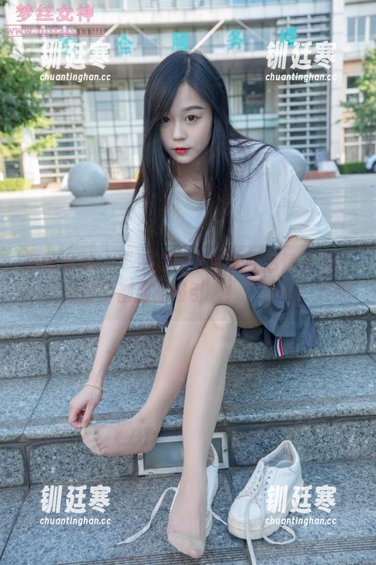 梦丝女神-凌凌 梦丝女神 - “凌凌这个名字果然适合美丫丫,连脚丫都那么吸引人!”图片,原图