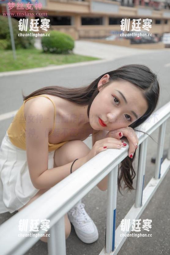 梦丝女神-然然 梦丝女神 - 最新作品出炉,然然化身靴下女神,假装不在乎却又超级有范儿!