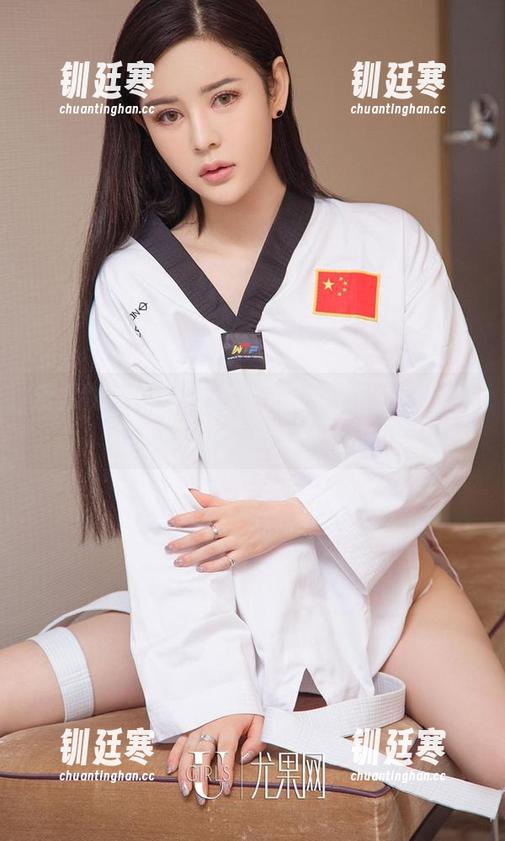 爱尤物-静一 爱尤物 - 静一美足合集,足下的魅力资源一览无余
