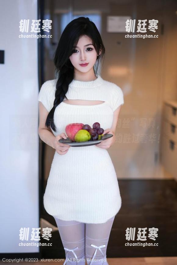 秀人网-乔伊joy 秀人网 - 乔伊joy的最新“肉丝”写真,不禁想说,果然有的时候简约胜过奢华!