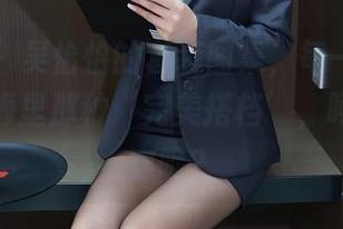 秀人网 - 吴怡怡的套装图集，每一件都是我们脑海里那种‘完美搭档’，呵，咋不穿呢？