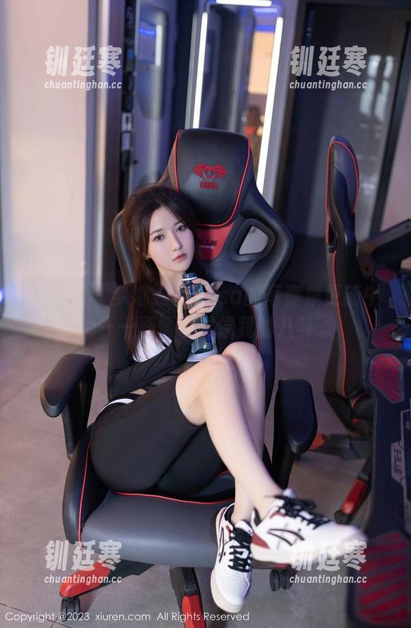 秀人网-梦娜Vanessa 秀人网 - 梦娜Vanessa的写真集更新中——剧情发展像我的八卦
