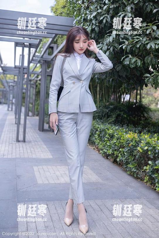秀人网-樱桃小阑子 秀人网 - 校园里找到樱桃小阑子的高清写真,酝酿着一股悠然自得!