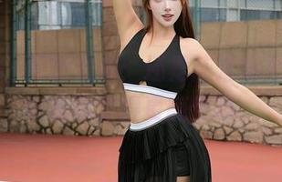 秀人网 - 原图发布：还是陈梵妮夏日，其实我想穿得更随便啊。