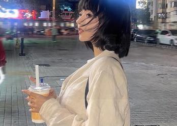 舞小喵出击，比基尼写真集已上线，赶紧分享给朋友们，一起聊聊这里面的精彩吧。