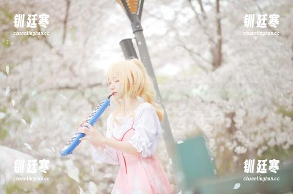 花柒Hana 花柒Hana的美图里,那夜空中的星雨是女仆还是她的宠物?