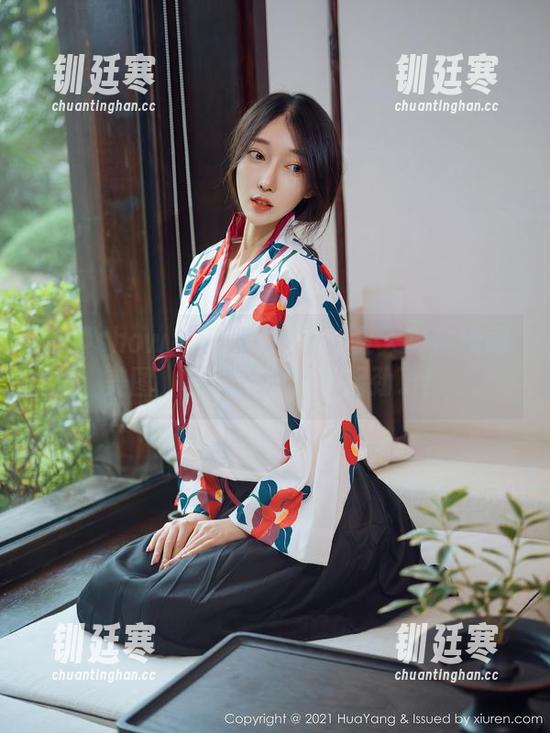 花漾show-沈蜜桃off 花漾show - 沈蜜桃off的夏天:在线刷美图,夏风也被撩得起劲了!