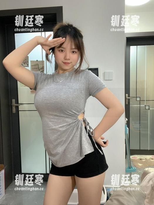 葱油饼er 微密圈 - 隐秘的灰t——葱油饼er的美图让人直呼过瘾,结果却意外…