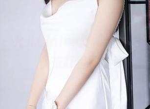 语画界 - 允儿Claire最新作品，女神降临，快来盯着看啊！