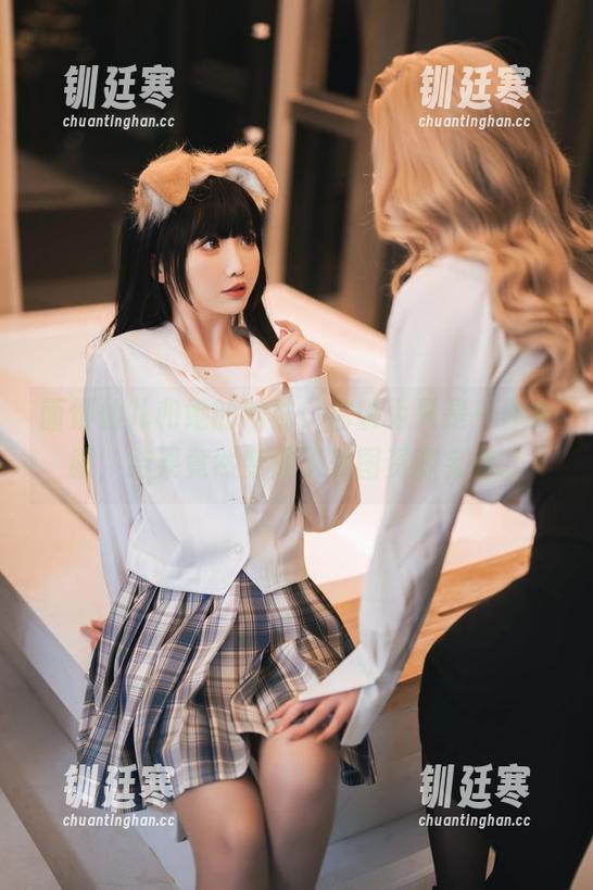 面饼仙儿 面饼仙儿和她的网袜,你以为只是一件衣服,结果竟然变成了美图资源宝库。